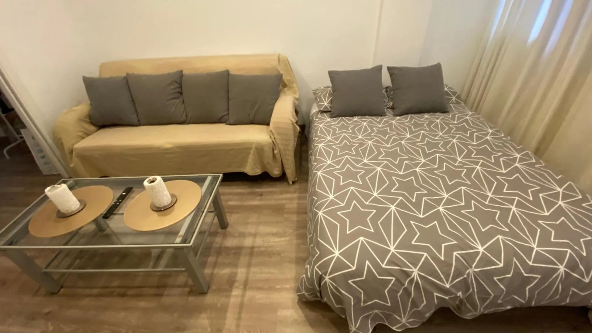 Apartamento Cerca De Aeropuerto, Metro ,Bus Malaga Spain