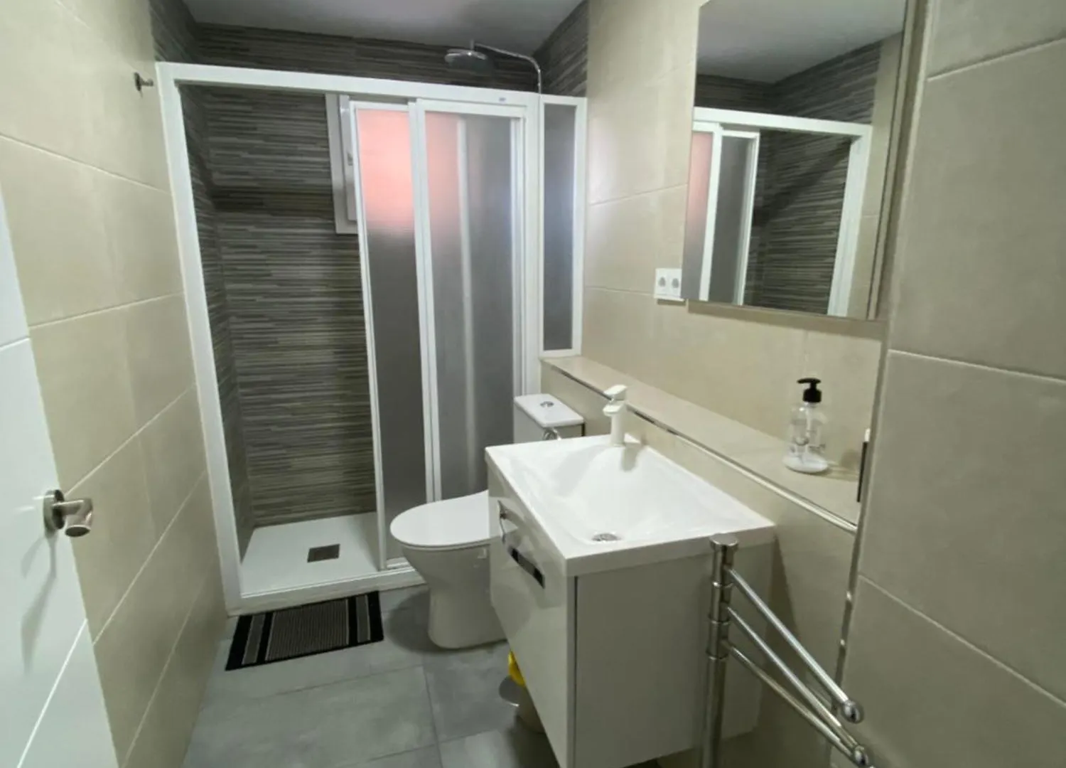 Apartamento Cerca De Aeropuerto, Metro ,Bus Malaga